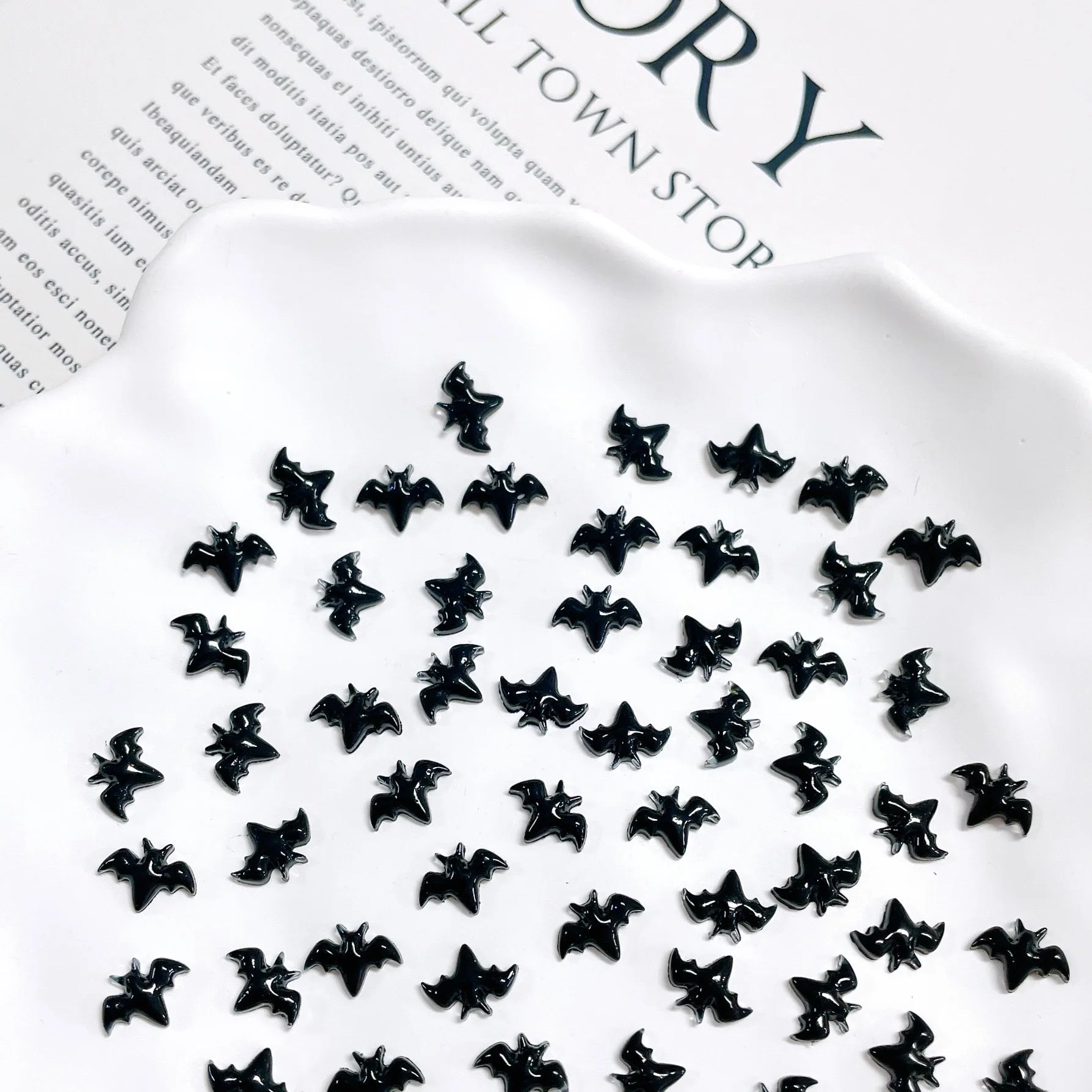Halloween Nail Art Shiny Black Bat Nail Art Accessories Dark Color Resin Decorative Nail Charms DIY 3D Manicure Design Supplies