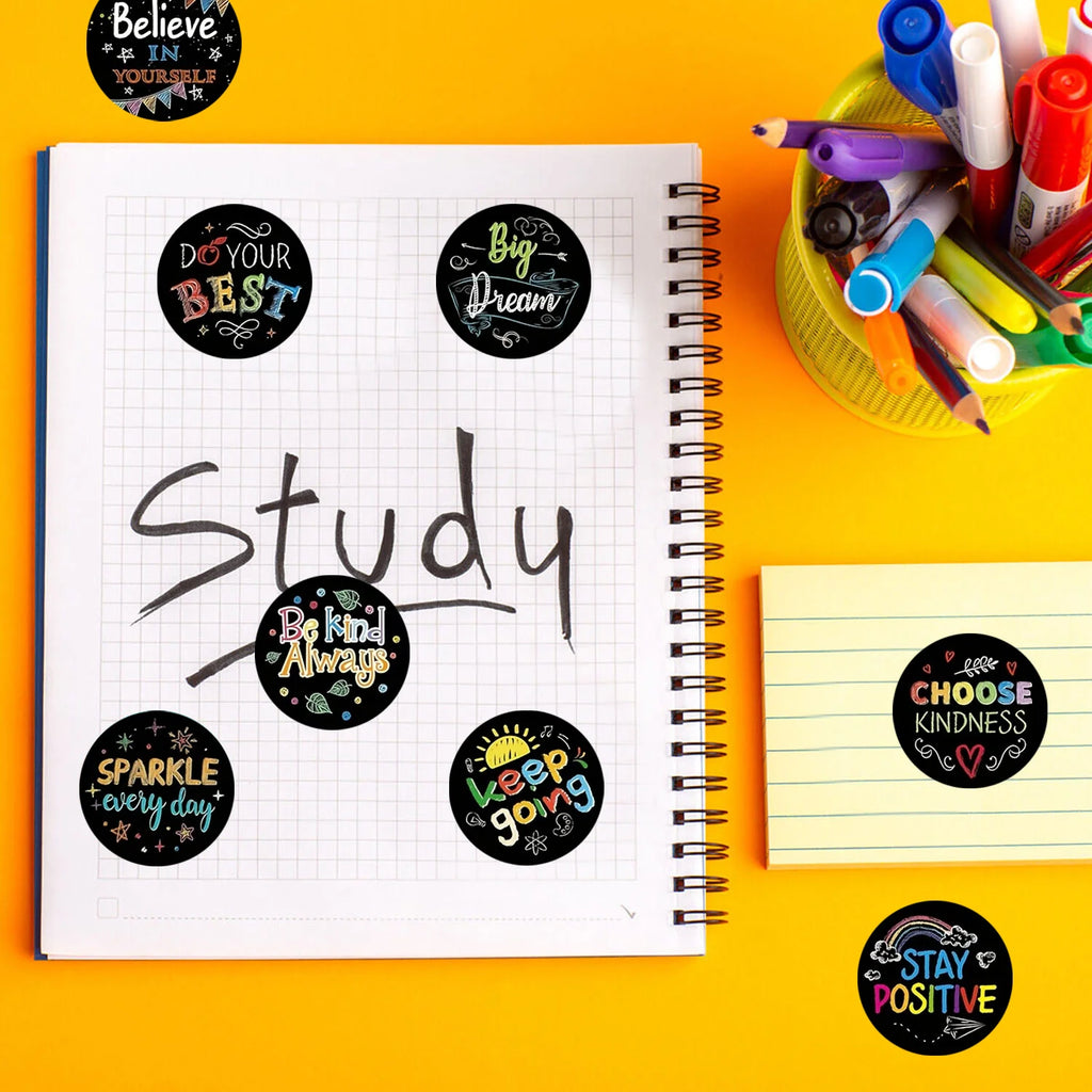 1Roll(500Pcs) Black Encourage Words Stickers 1.0'' Round 8 Designs Decal for Kids Students Teacher Reward School Supplies