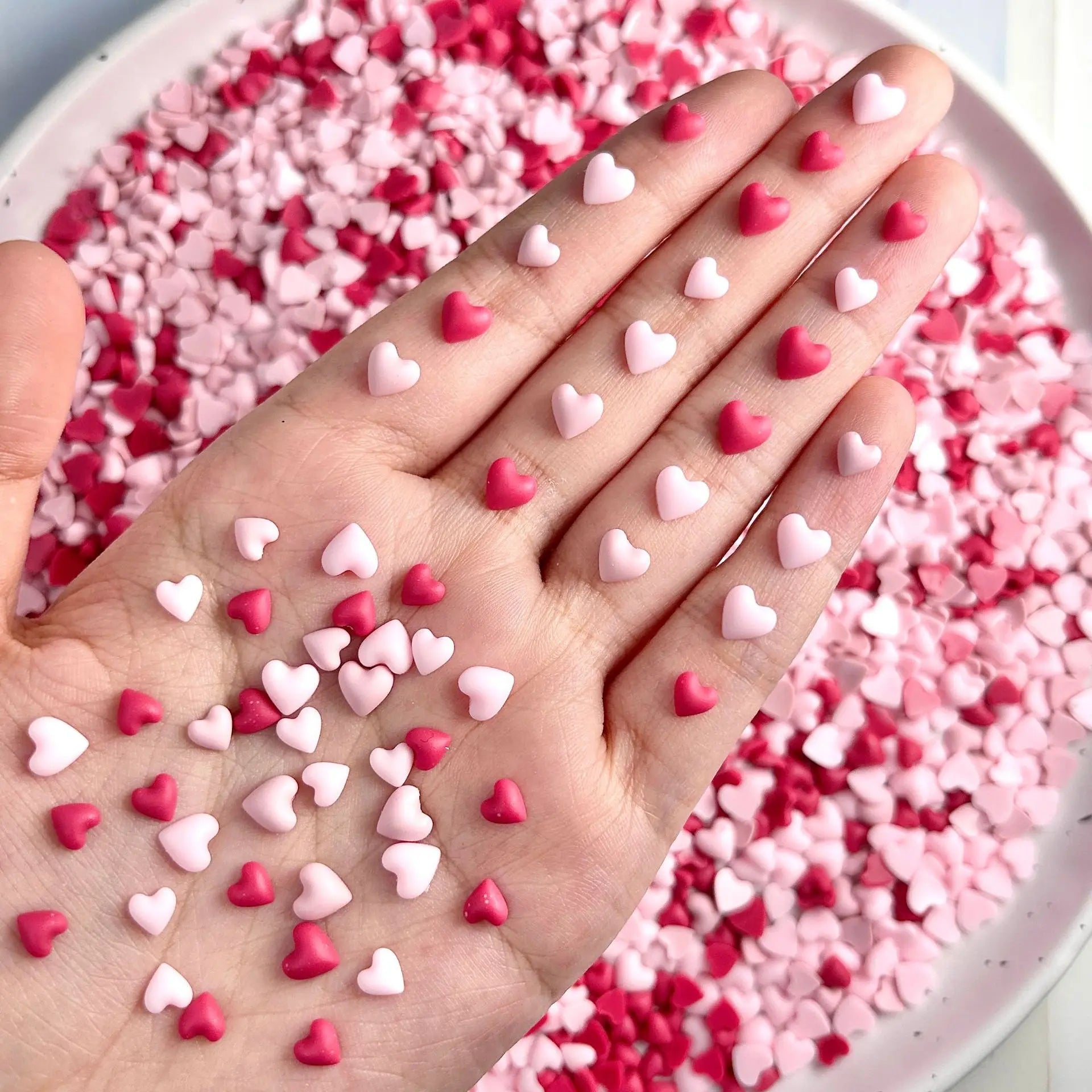 Heart-shaped Nail Accessory Sweet Pink Resin with Rhinestones Nail Art Decorations 5/6mm Love Heart Cute Nail Charms Jewelry DIY
