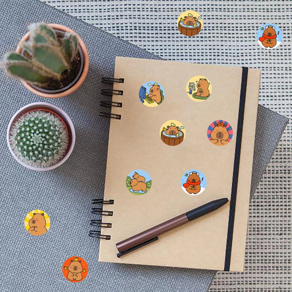 1Roll(500Pcs) Cartoon Capybara Animal Stickers Cute Reward Notebook Labels Laptop Stickers Decal Home Decoration