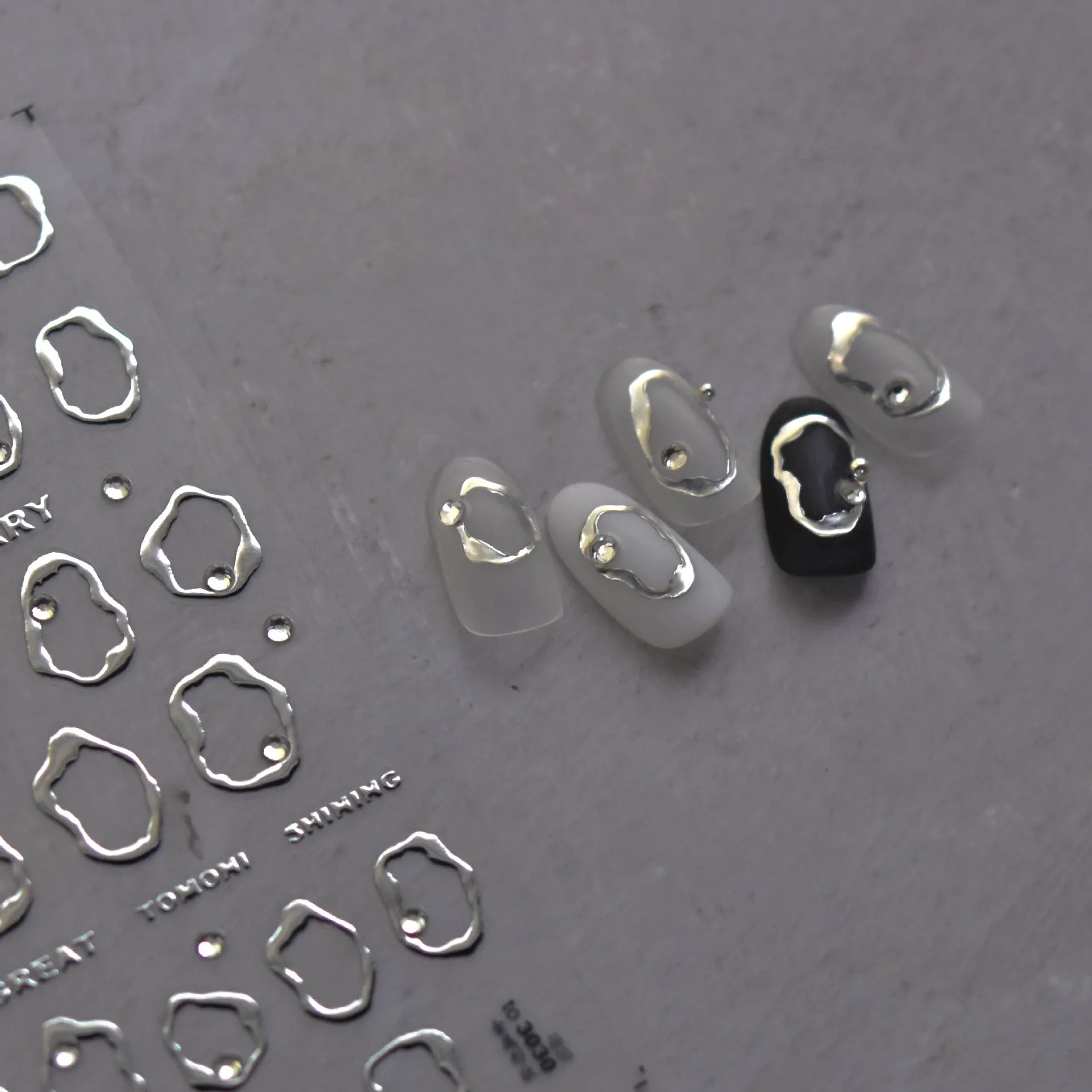1pc lrregular Silver Frame Nail Art Stickers 5D Crystal Diamond Manicure Designs Stickers for Nails Decorations Adhesive Decals