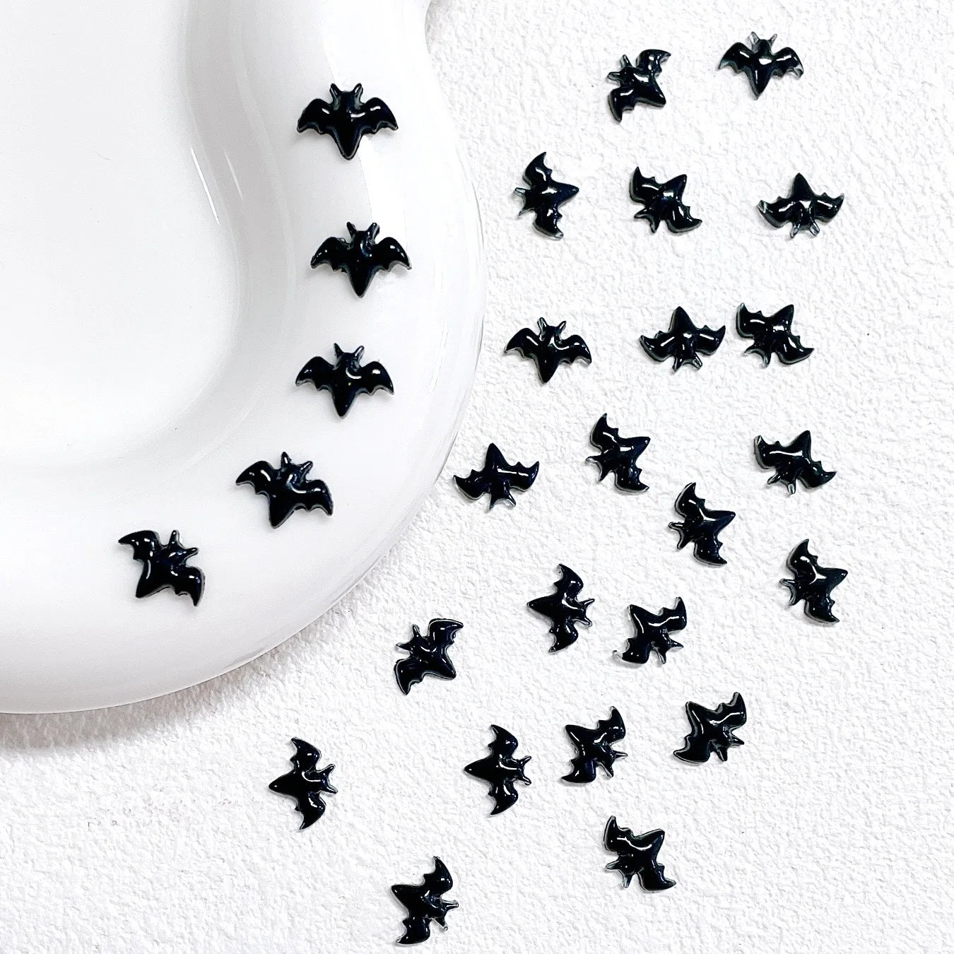 Halloween Nail Art Shiny Black Bat Nail Art Accessories Dark Color Resin Decorative Nail Charms DIY 3D Manicure Design Supplies