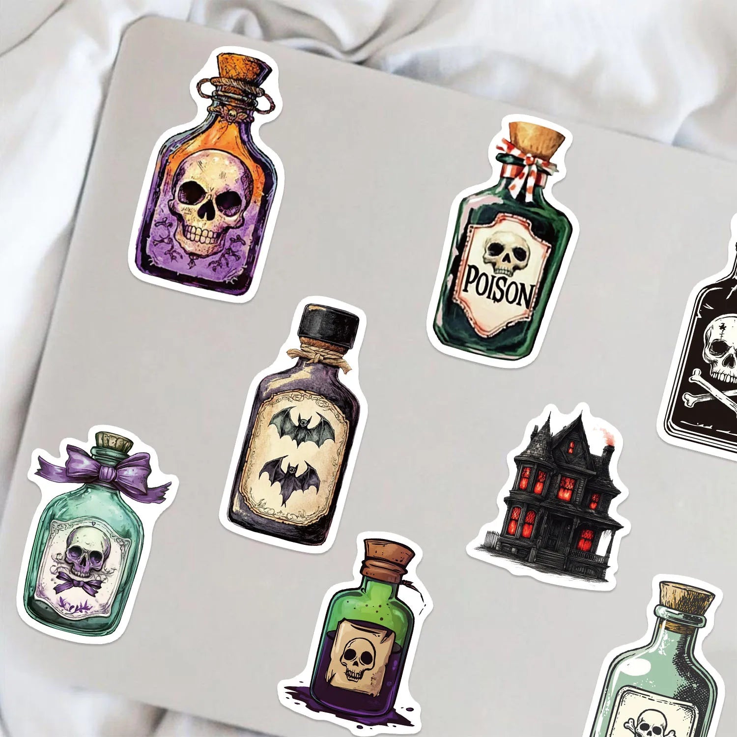 50/100PCS Cartoon Halloween Medicine Bottle Graffiti Stickers Guitar Notebook Luggage DIY Stationery Pen Holder Decor Stickers