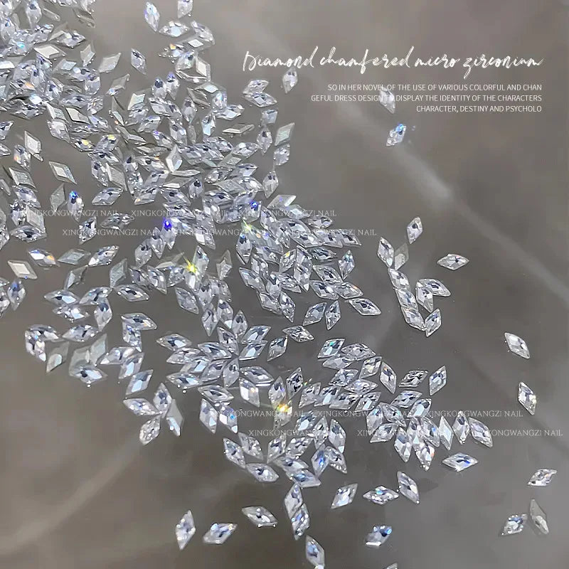 Sparkling Mini Diamond Nail Rhinestones Decorations 3D Luxury Crystal Zircon Nail Art Charms Jewelry 30pc Nail Design Supply DIY