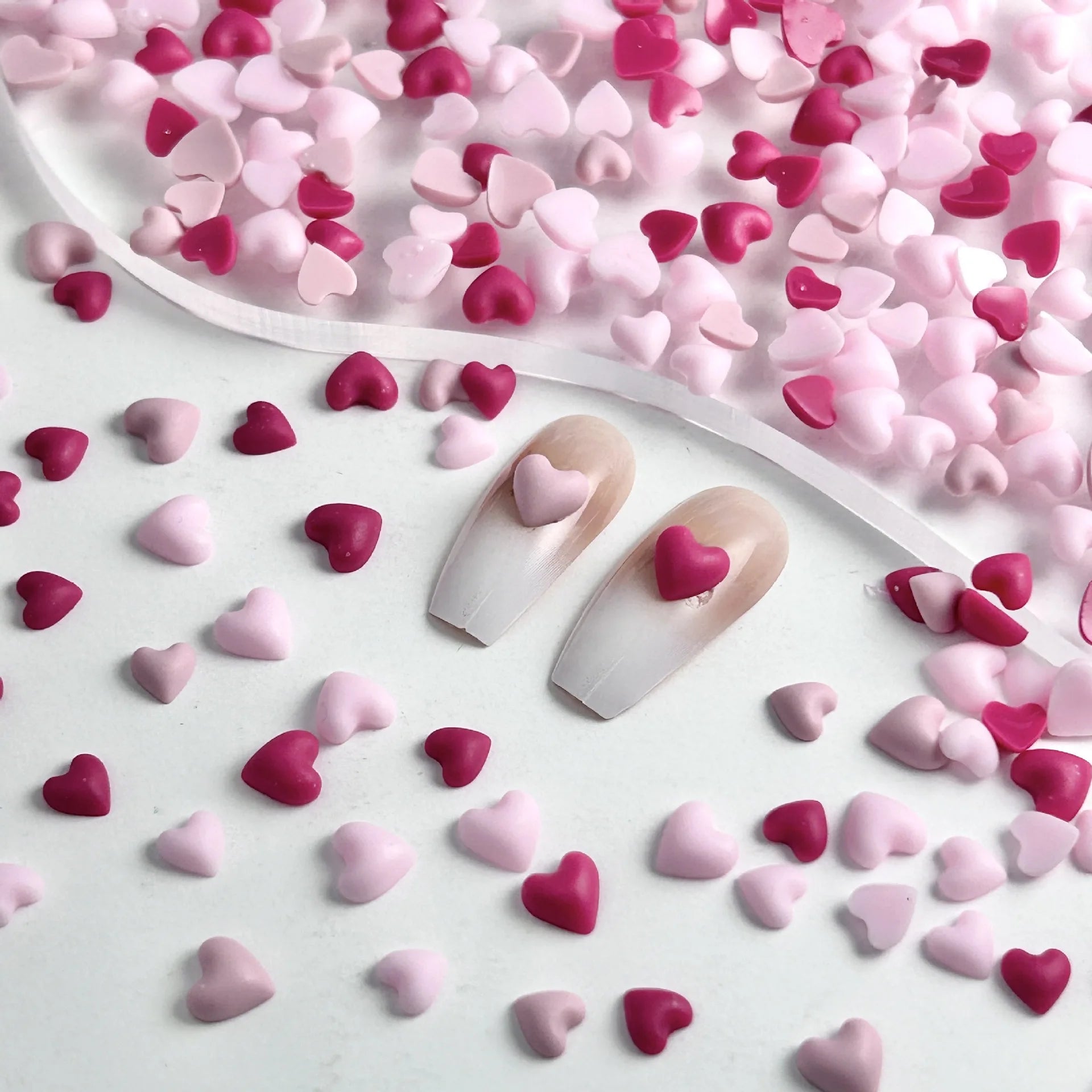 Heart-shaped Nail Accessory Sweet Pink Resin with Rhinestones Nail Art Decorations 5/6mm Love Heart Cute Nail Charms Jewelry DIY