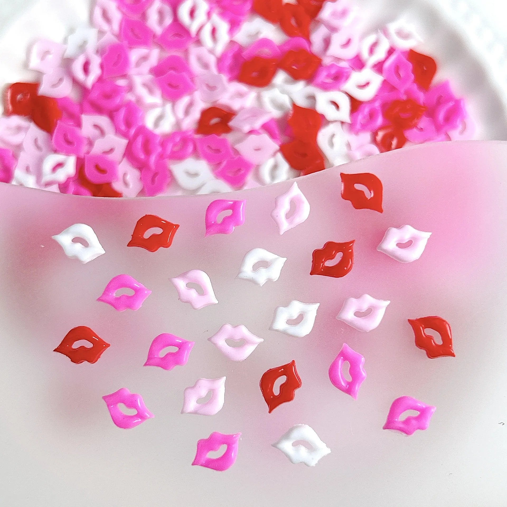 Sexy Lips Nail Art Accessories Multi Colors Lipstick Marks Nail Charms Wearable Nails 3D Decorations Supplies DIY Manicure Parts