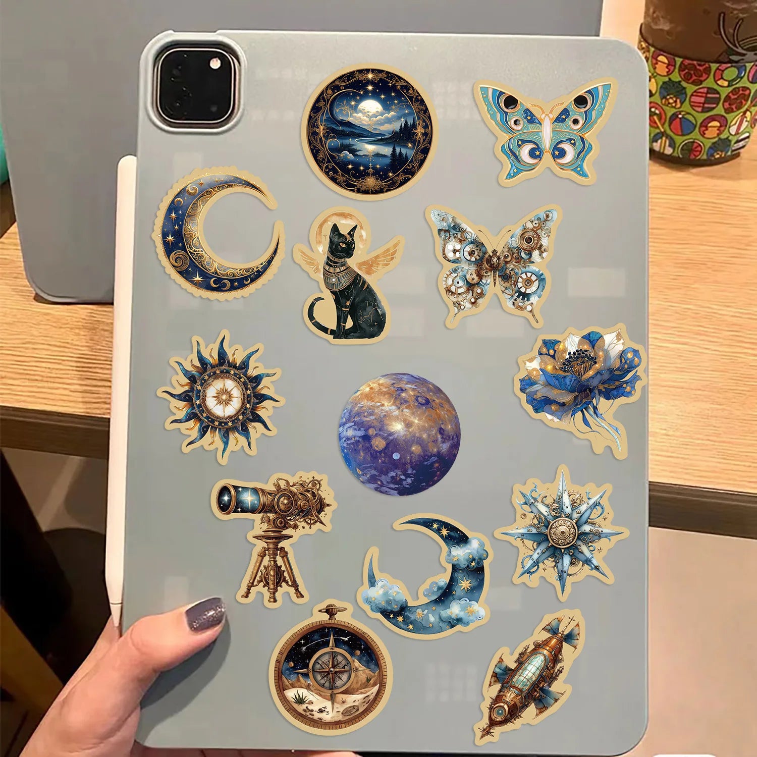 50PCS Cartoon Universe Retro Graffiti Stickers Decorated Guitar nNotebook Luggage DIY Waterproof Stickers