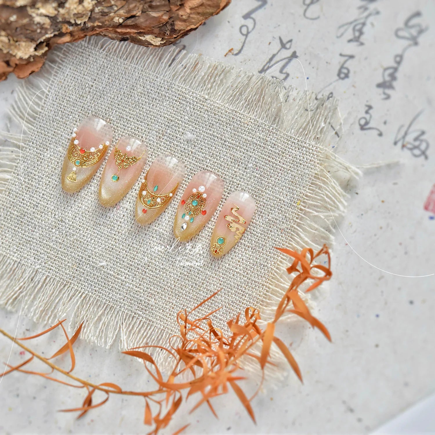 Chic Gold Auspicious Clouds Totem Nail Arts Stickers Self Adhesive Nail Decorations Stickers DIY Luxury Manicure Design Decals