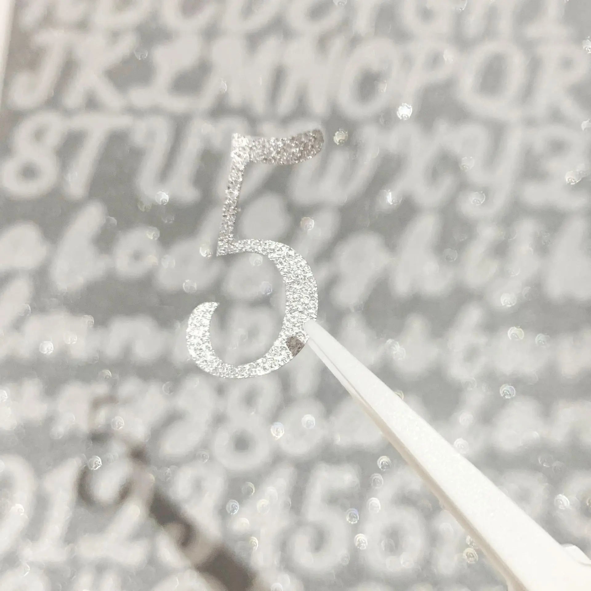2PCS/PACK Letter Stickers Golden & Silver Digital Creative DIY Decoration Water Cup Stationery Notebook English Letter Stickers