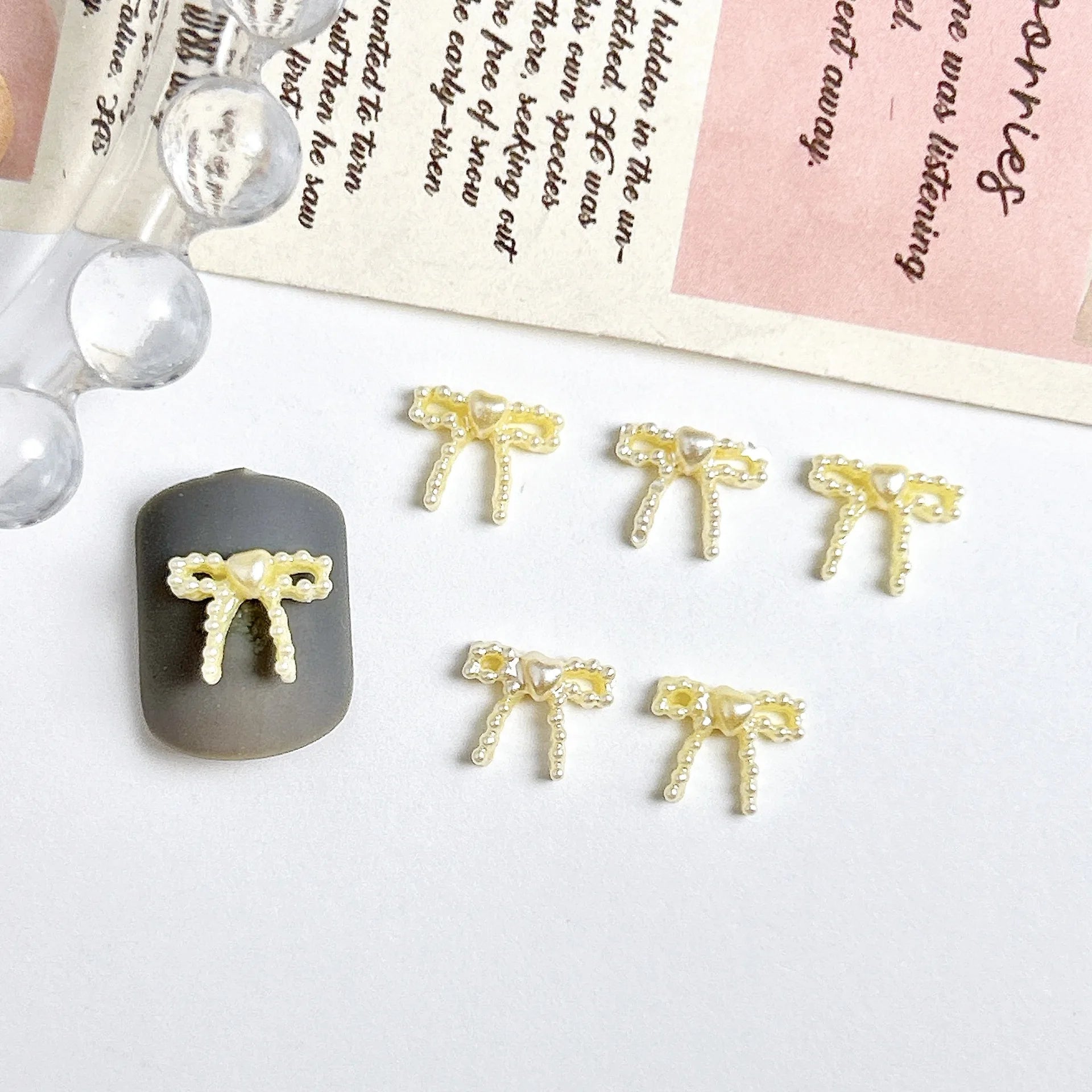 20pcs Mini Nail Charms Trendy Bow and Pearl Love Heart Nail Art Accessories Multi Colors Ribbon Bow ties Resin Nails Decoration