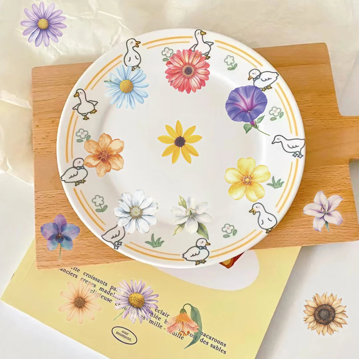200PCS Cartoon Transparent PET Plastic Beautiful Flower Graffiti Stickers Luggage Guitar Notebook Stationery Decor Waterproof
