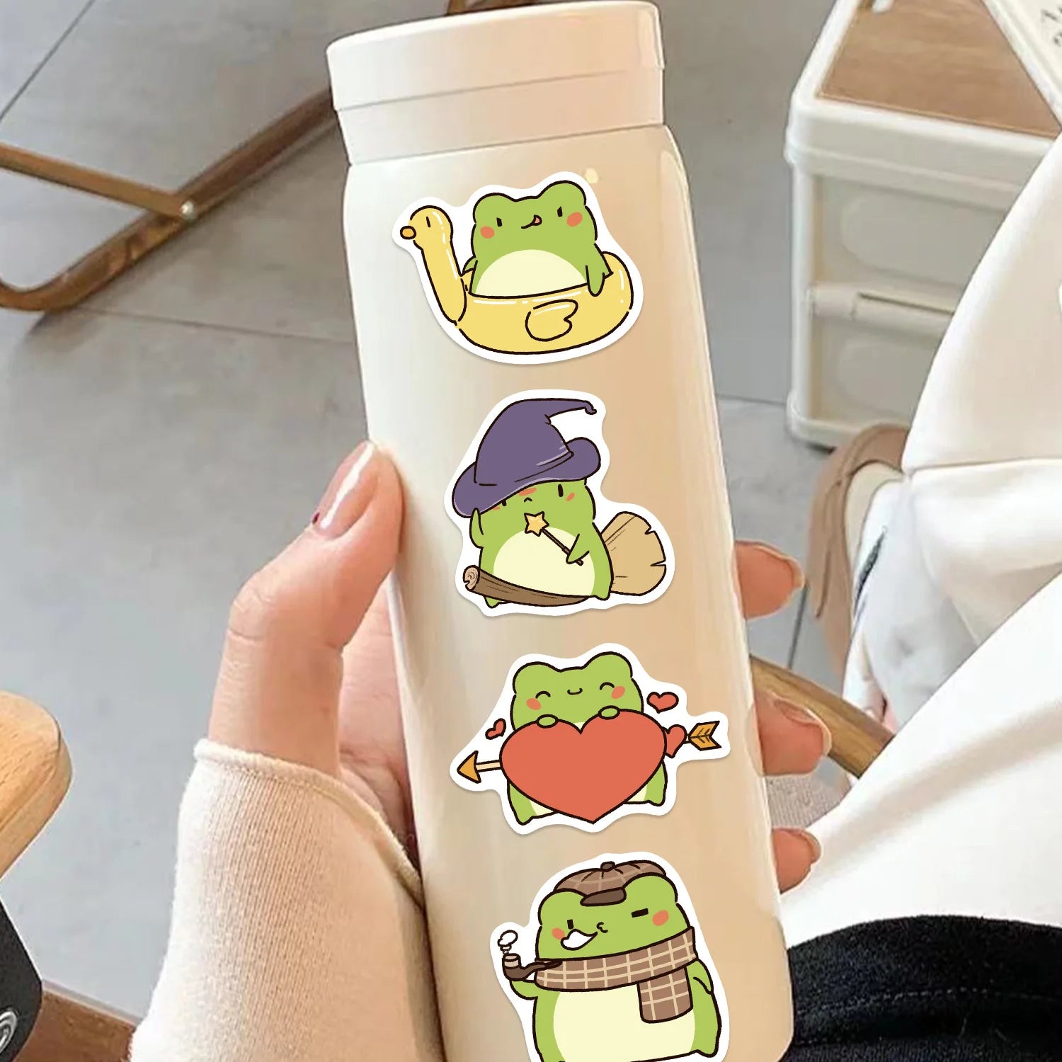 ‌50/100Pcs Funny Cartoon Frog Stickers - Unique Non-repeating Waterproof Decals for Phone, Cup, Notebook, Fridge, Pencil Box